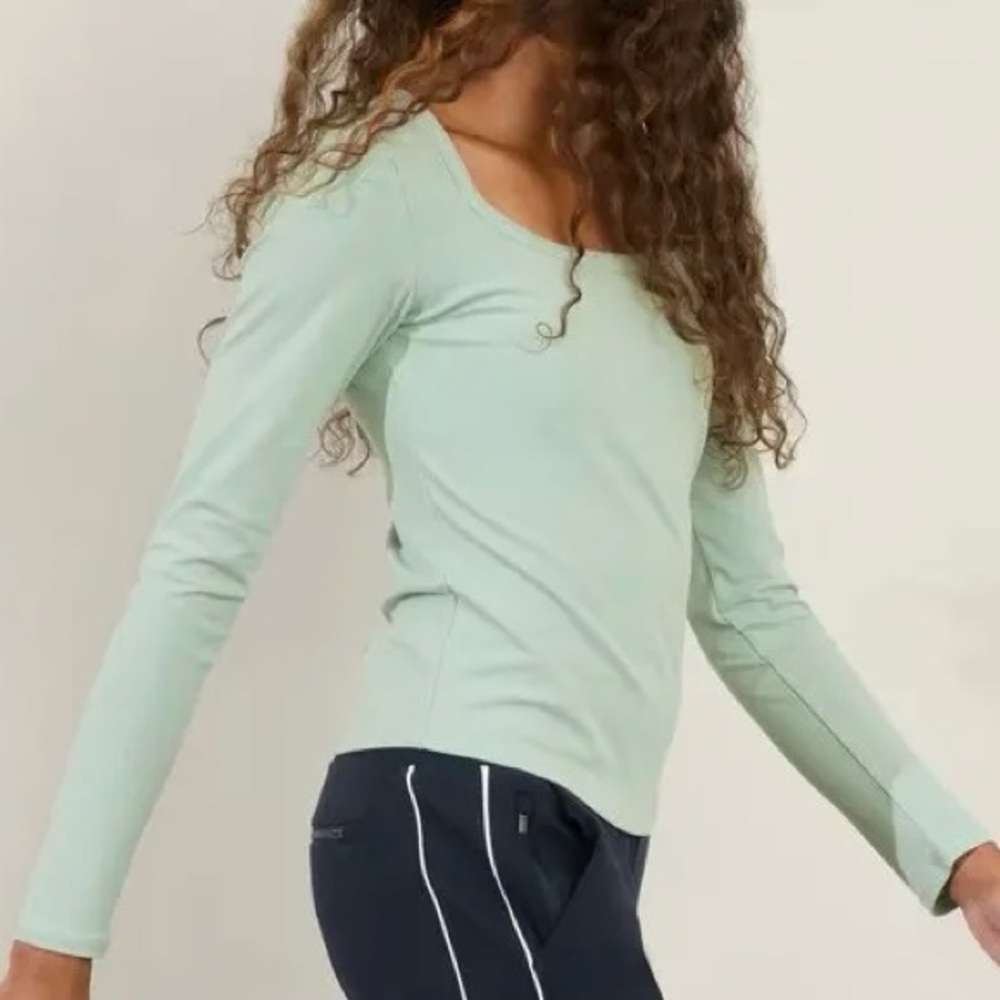 ATHLETA Signature Rib Square Neck Long Sleeve Top in Dew Large L NEW NWOT